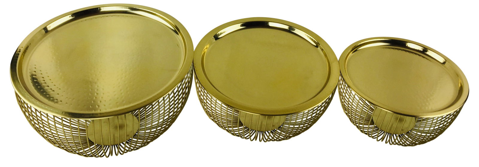 Set Of 3 Gold Bowls With Plate Tops Set Of 3 Gold Bowls With Plate Tops