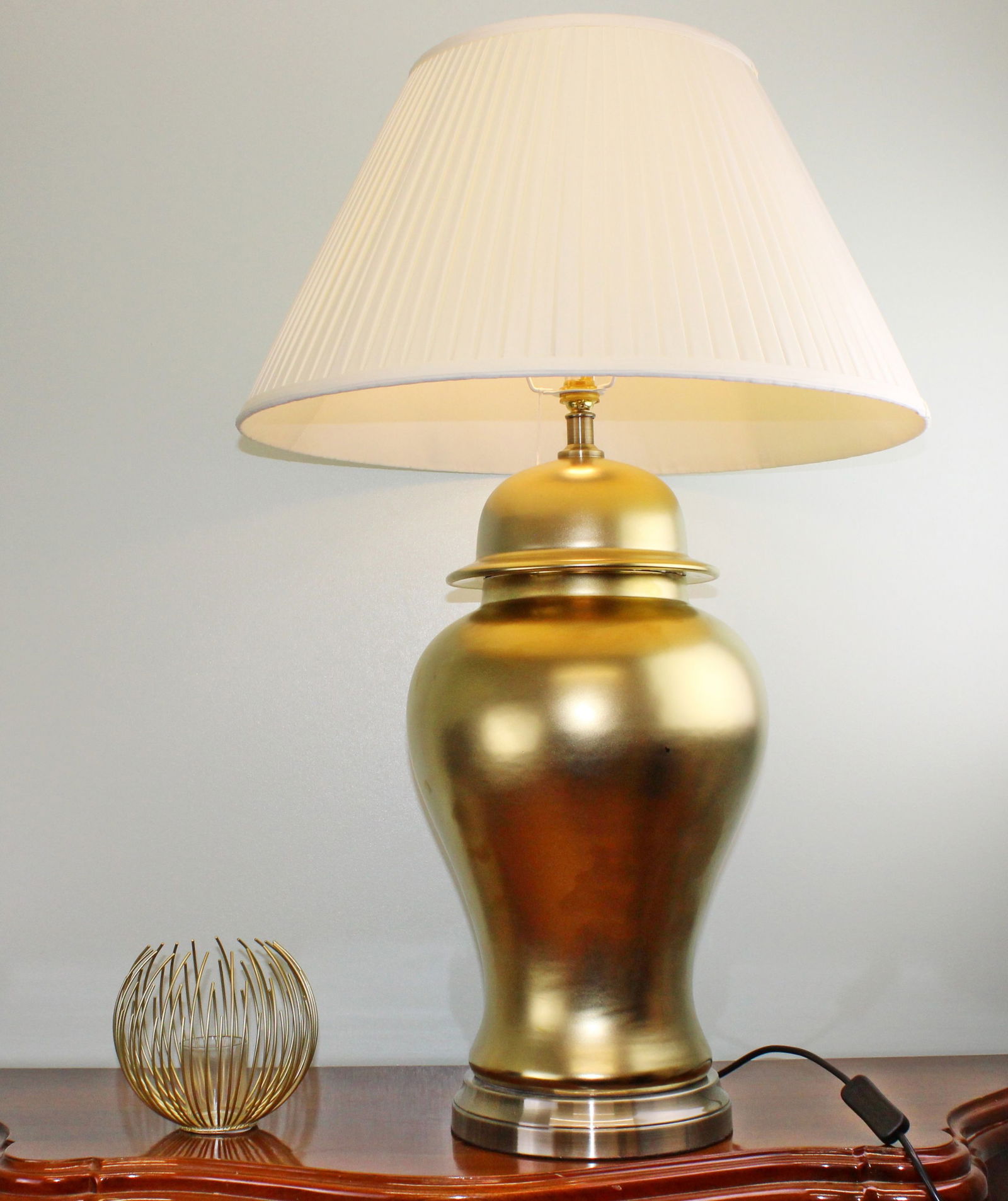 Large Golden Ceramic Lamp with Metal Base 85cm Large Golden Ceramic Lamp with Metal Base 85cm