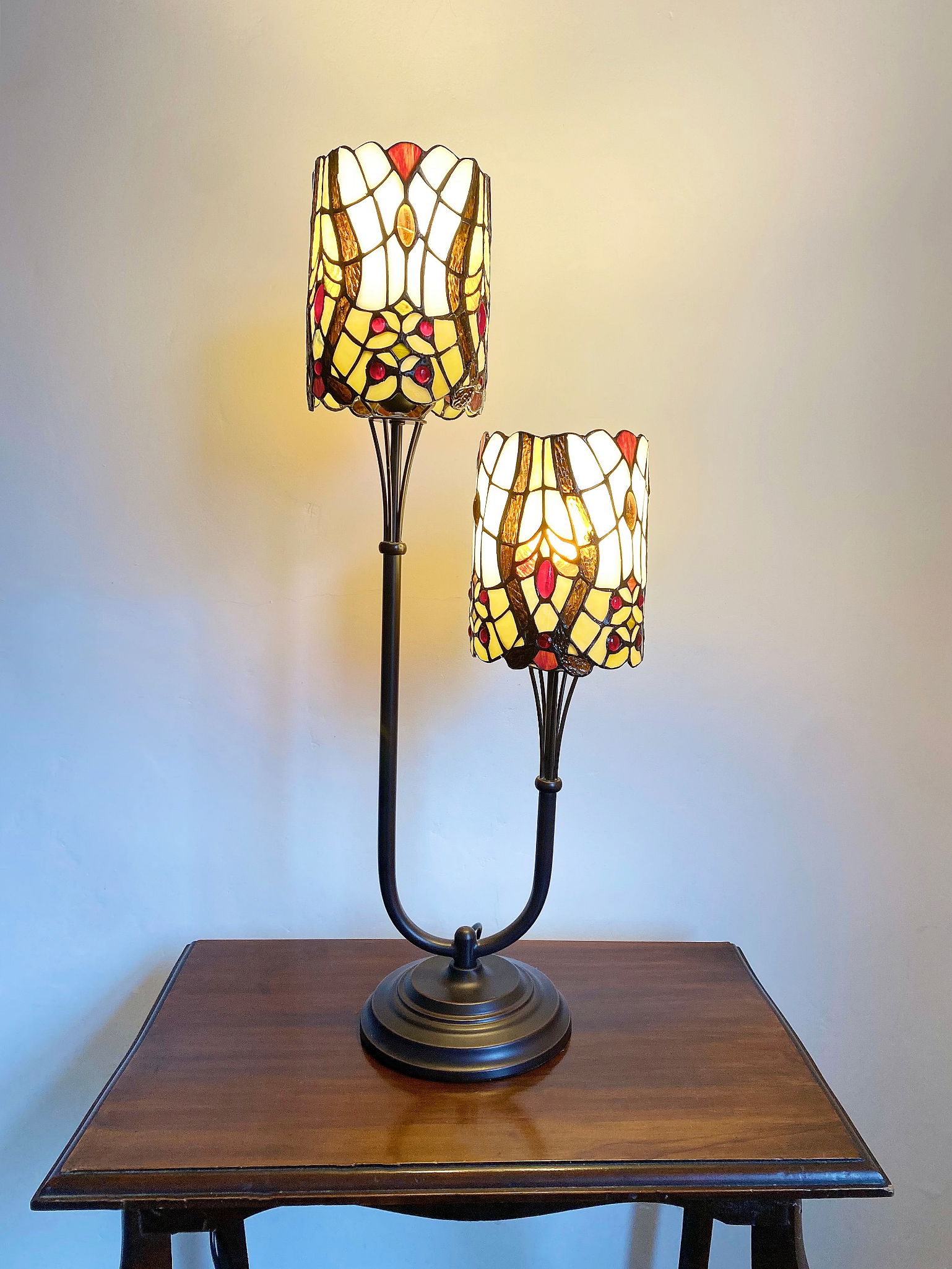 Cream Twin Stem Tiffany Lamp 72cm Cream Twin Stem Tiffany Lamp 72cm
