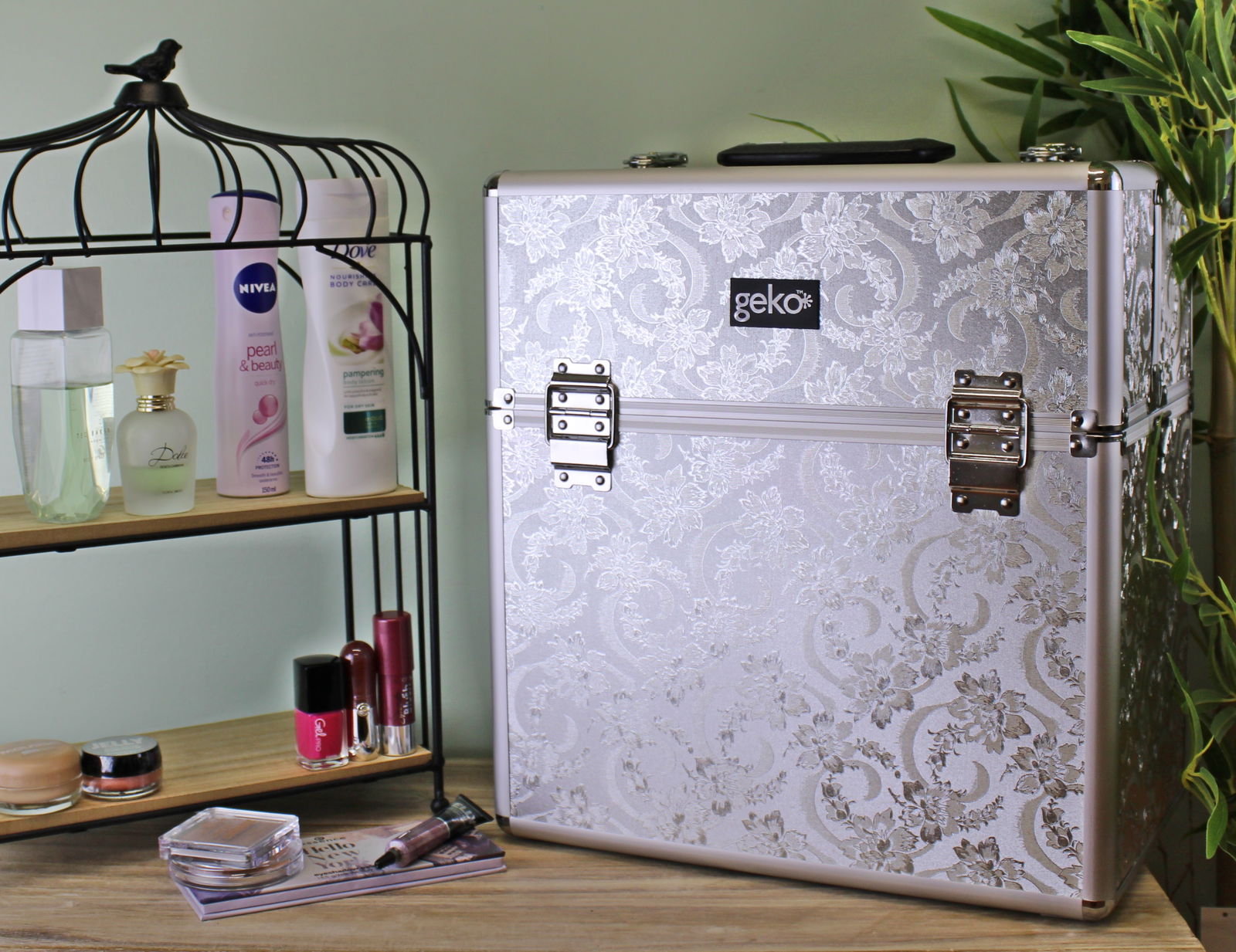 Silver Leaf Vanity Case 40cm Silver Leaf Vanity Case 40cm