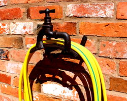 Rustic Cast Iron Wall Mounted Hosepipe Holder Rustic Cast Iron Wall Mounted Hosepipe Holder