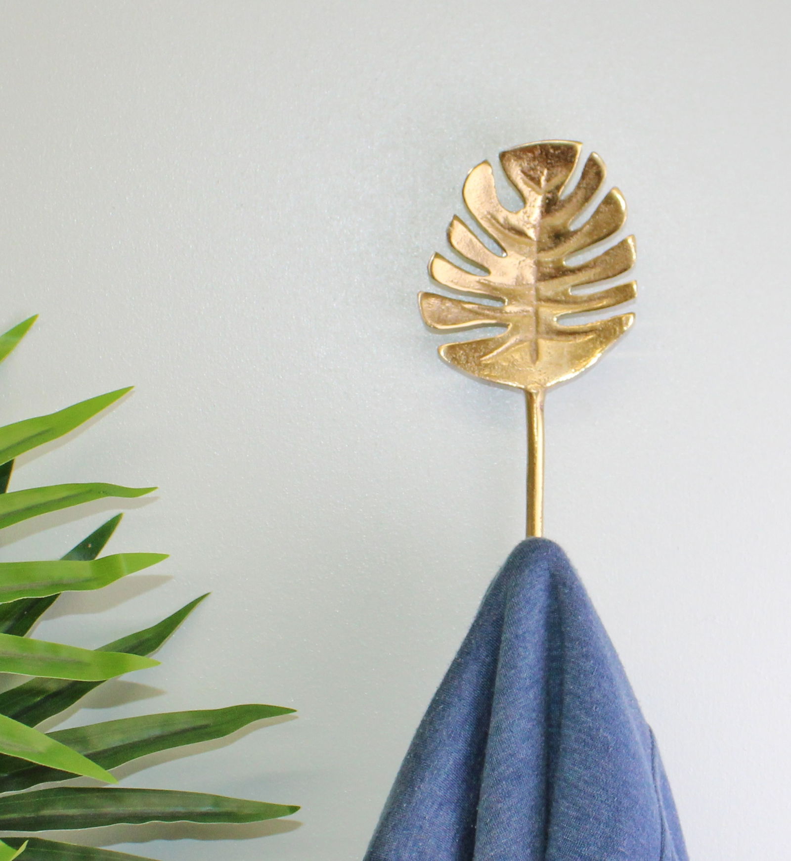 Gold Metal Palm Leaf Coat Hook Gold Metal Palm Leaf Coat Hook