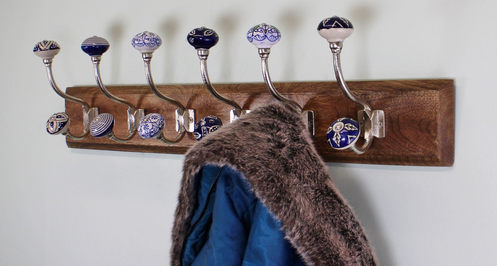 6 Double Ceramic Blue & White Coat Hooks On Wooden Base 6 Double Ceramic Blue & White Coat Hooks On Wooden Base