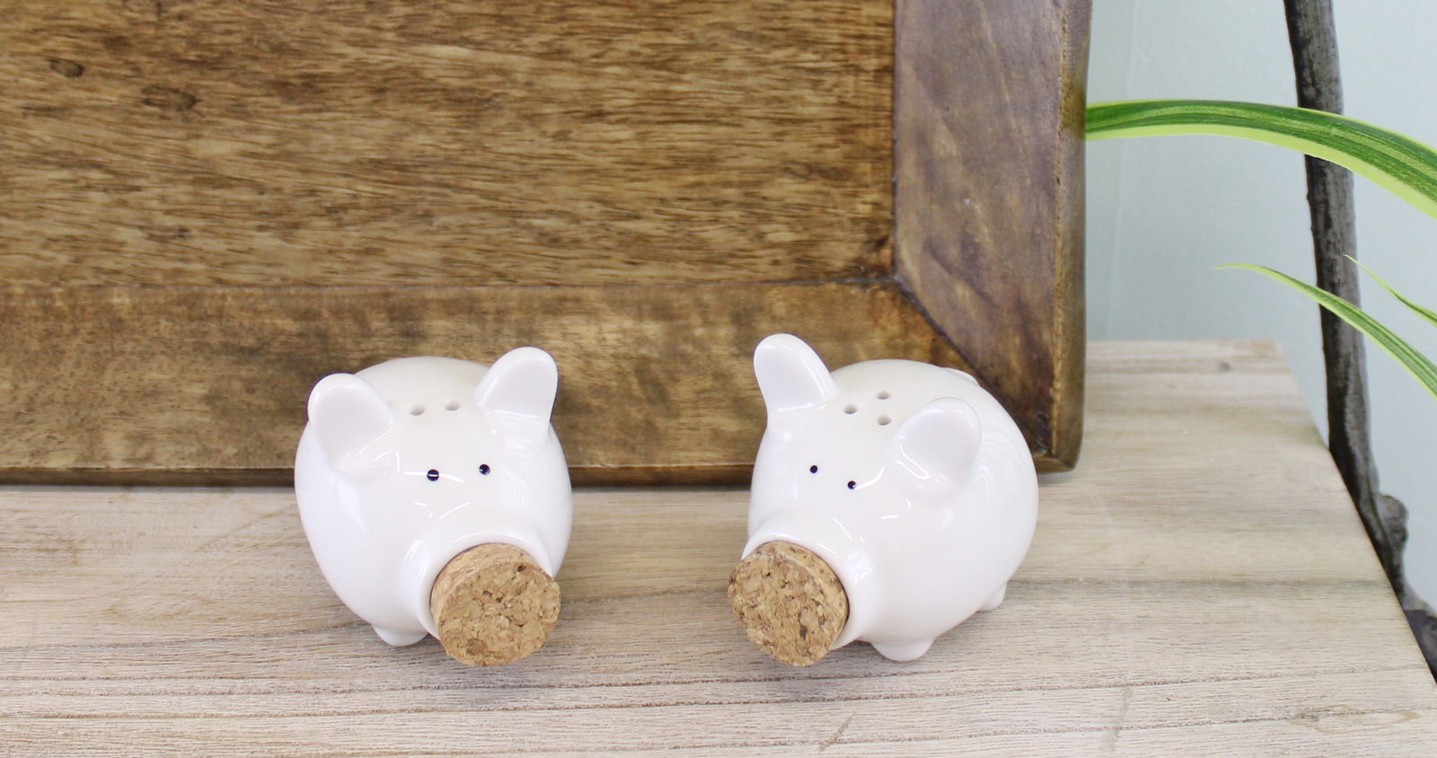 Salt & Pepper Condiment Set, Pigs with Cork Stoppers Salt & Pepper Condiment Set, Pigs with Cork Stoppers