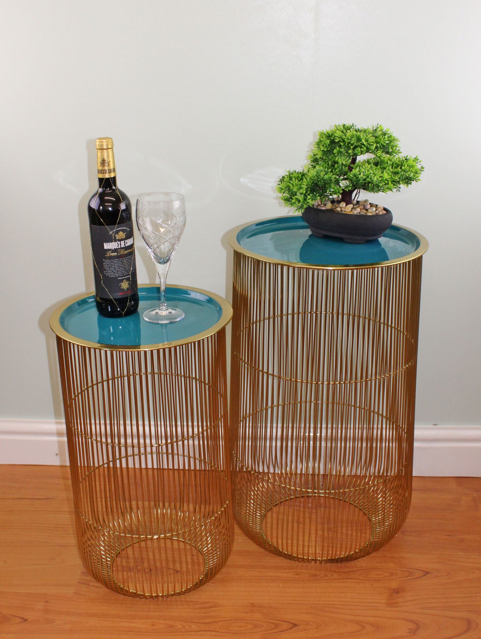 Set of 2 Decorative Side Tables in Gold & Teal Set of 2 Decorative Side Tables in Gold & Teal
