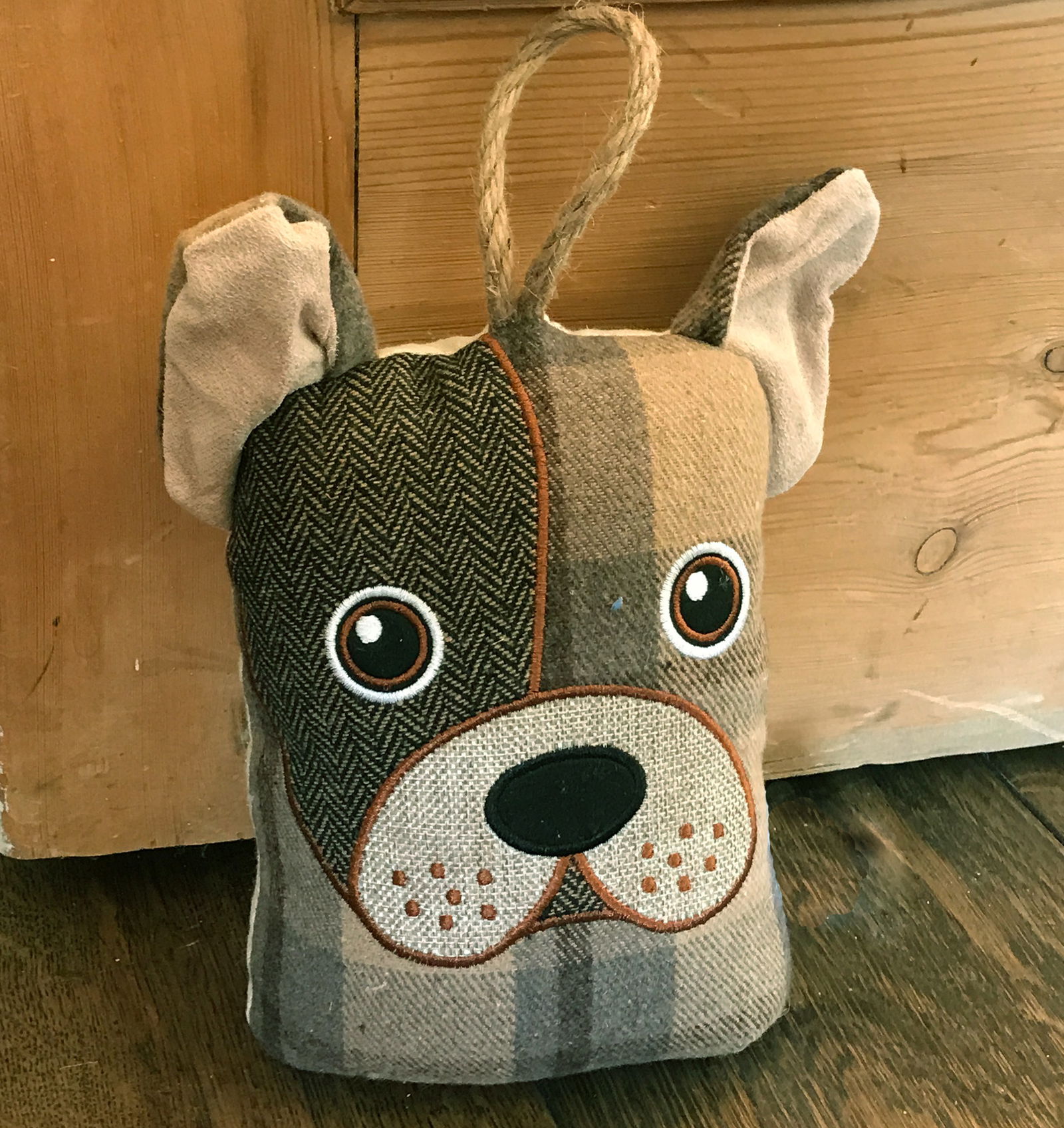 Dog Head Dorrstop - Half Check Dog Head Dorrstop - Half Check