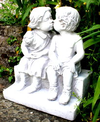 Stone Effect First Kiss Statue Stone Effect First Kiss Statue